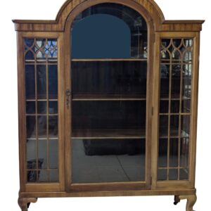 Grand Rapids Furniture Co. Mahogany & Walnut Curio/China Cabinet, 69.5"H, PA6937FC
